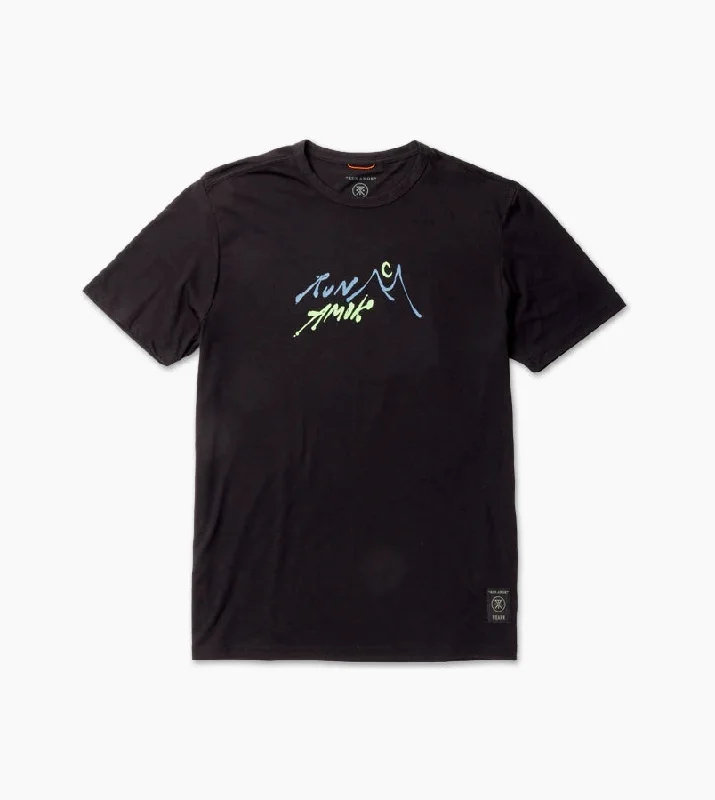 Casual Men's T-ShirtsMathis Core Running Tee