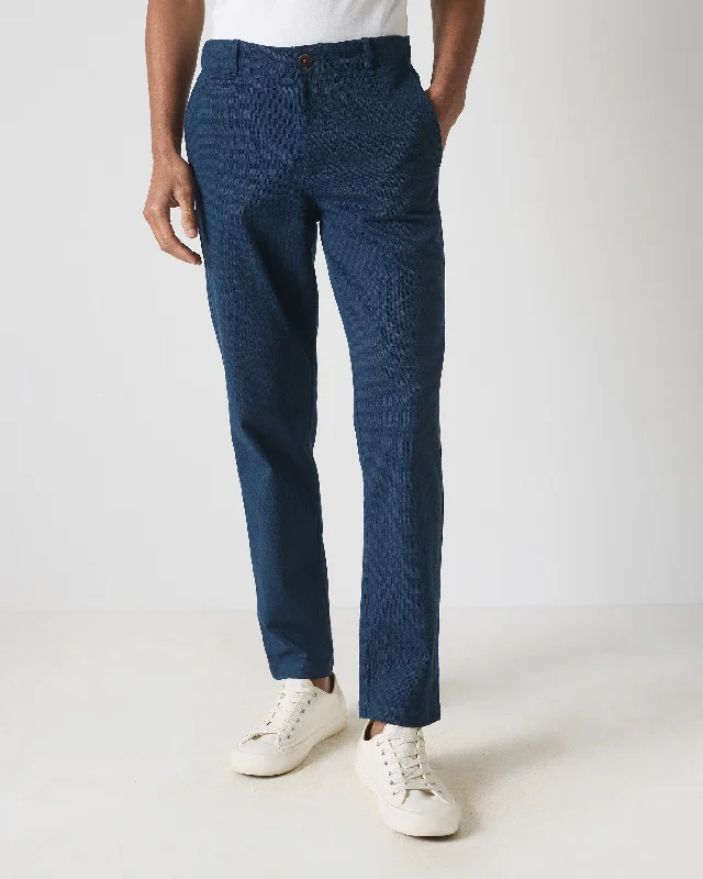 Men's Pants with Wrinkle-Resistant FabricSlim Chinos - Navy