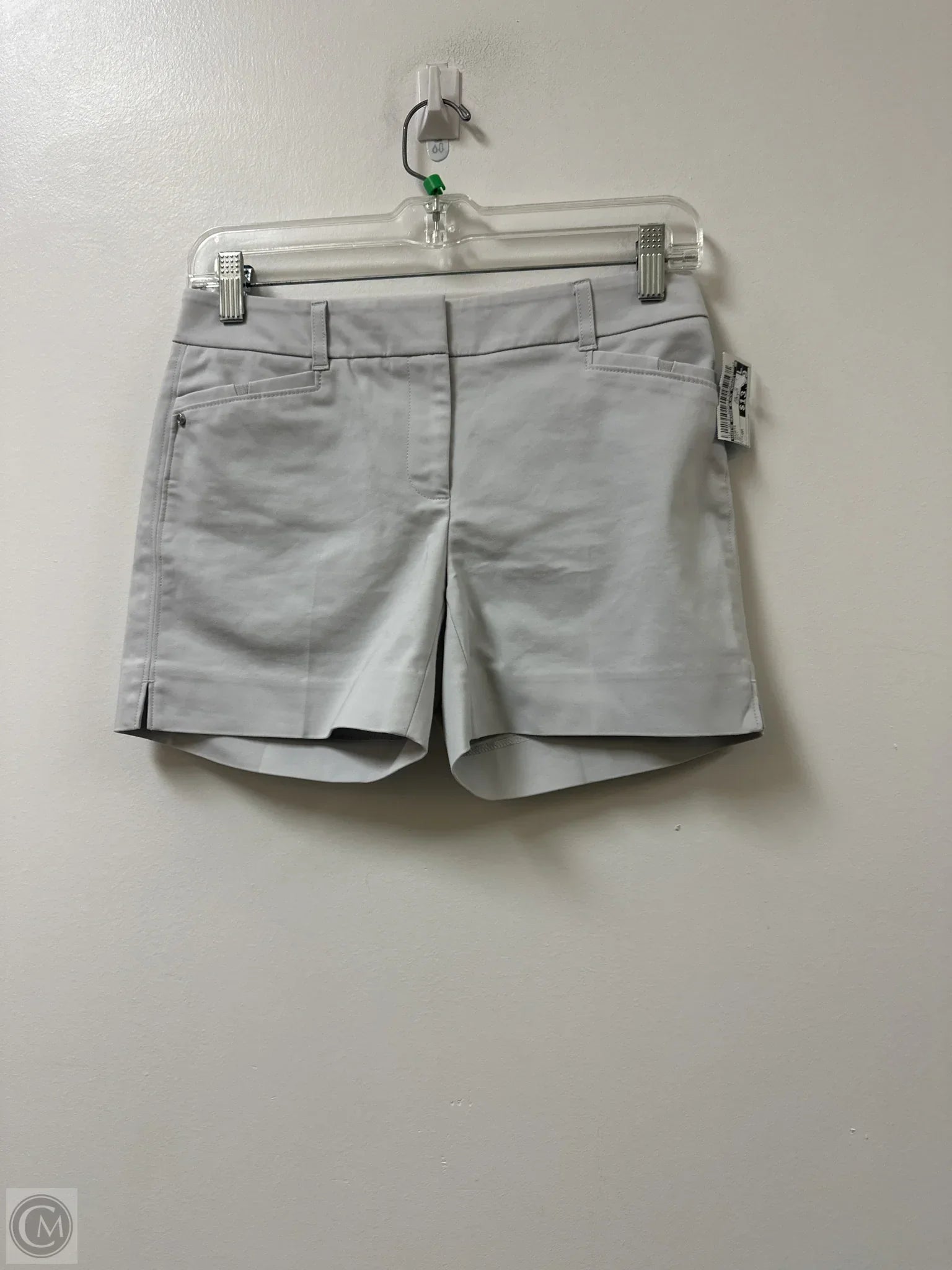 Men's Low-Waisted Pants for a Casual VibeShorts By White House Black Market In Grey, Size: 0p