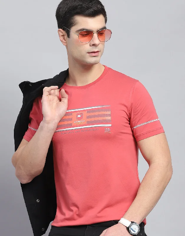 Men's Shirts with Bow TiesMen Pink Printed Round Neck Half Sleeve T-Shirt