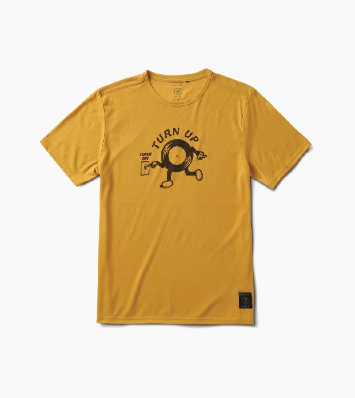 Men's Unique and Designer TopsMathis Core Running Tee