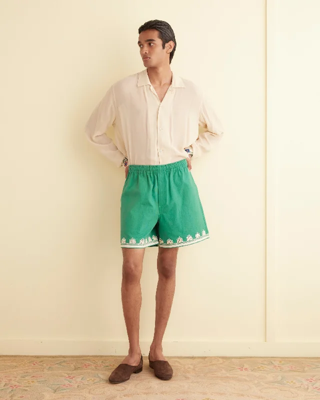 Men's Pants with Slant PocketsRipple Appliqué Shorts