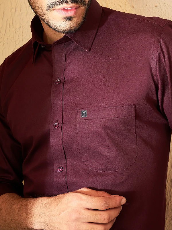 Men's Weekend Shirts for Leisurely OutingsDENNISON Wine Smart Spread Collar Cotton Formal Shirt