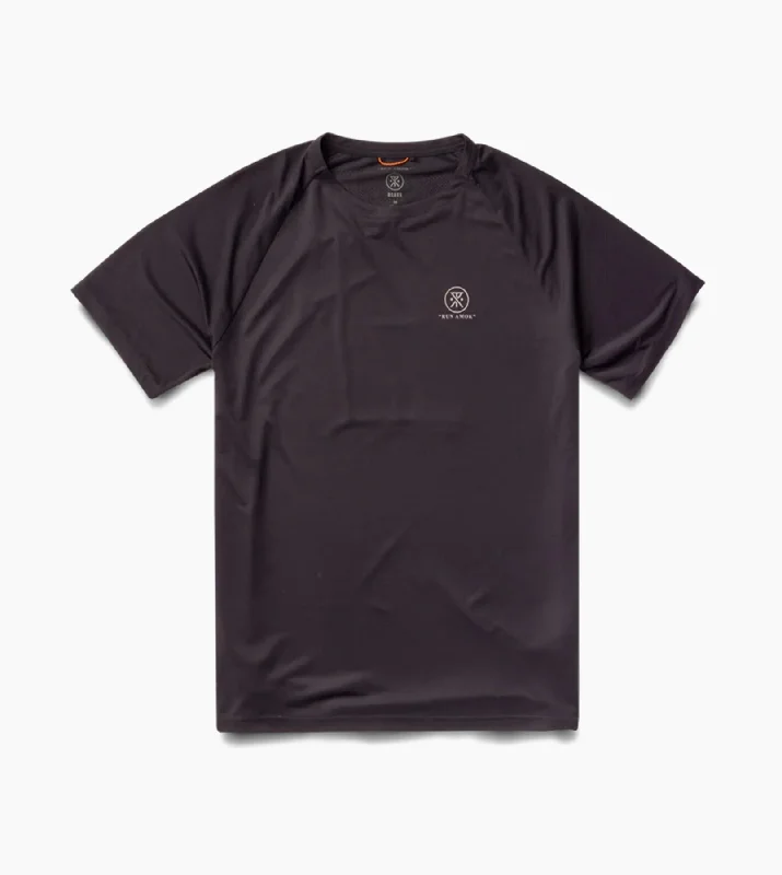 Patterned Men's Hawaiian ShirtsAlta Elite Running Tee