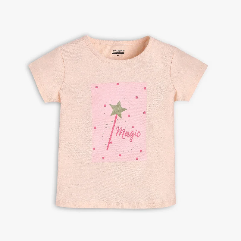 Men's Shirts with Appliqué DetailsGirl's Regular Fit Graphic T-Shirt