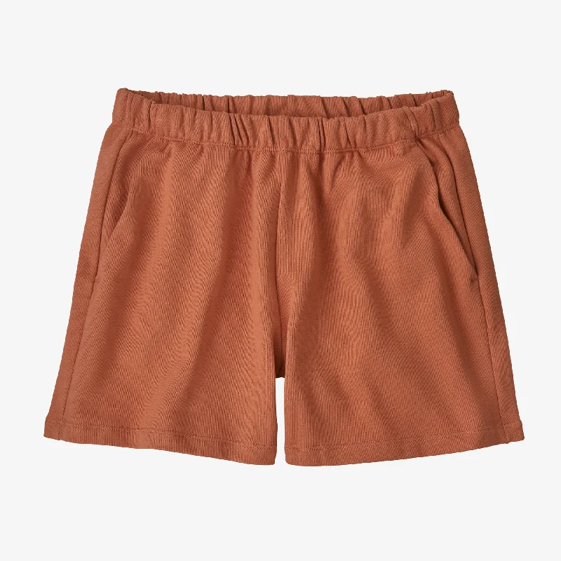 Men's Tapered Pants for a Slimming EffectWomen's Regenerative Organic Certified® Cotton Essential Shorts