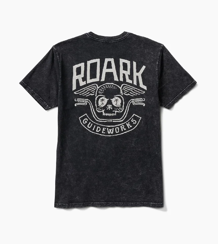 Men's Shirts with Contrast StitchingGuideworks Premium Tee