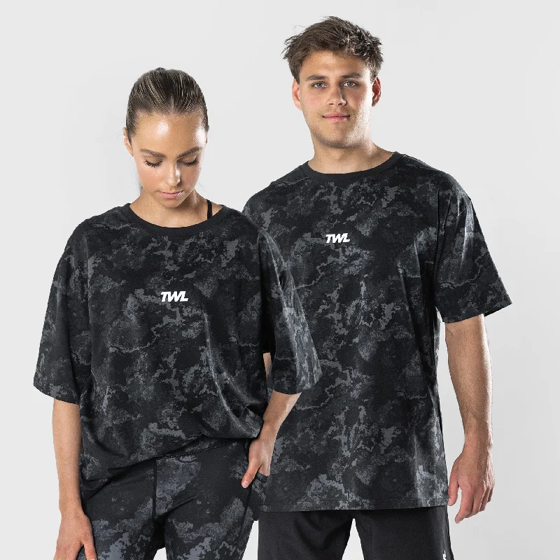 Men's Shirts with Adjustable HemlinesTWL - OVERSIZED T-SHIRT - BLACK ONYX