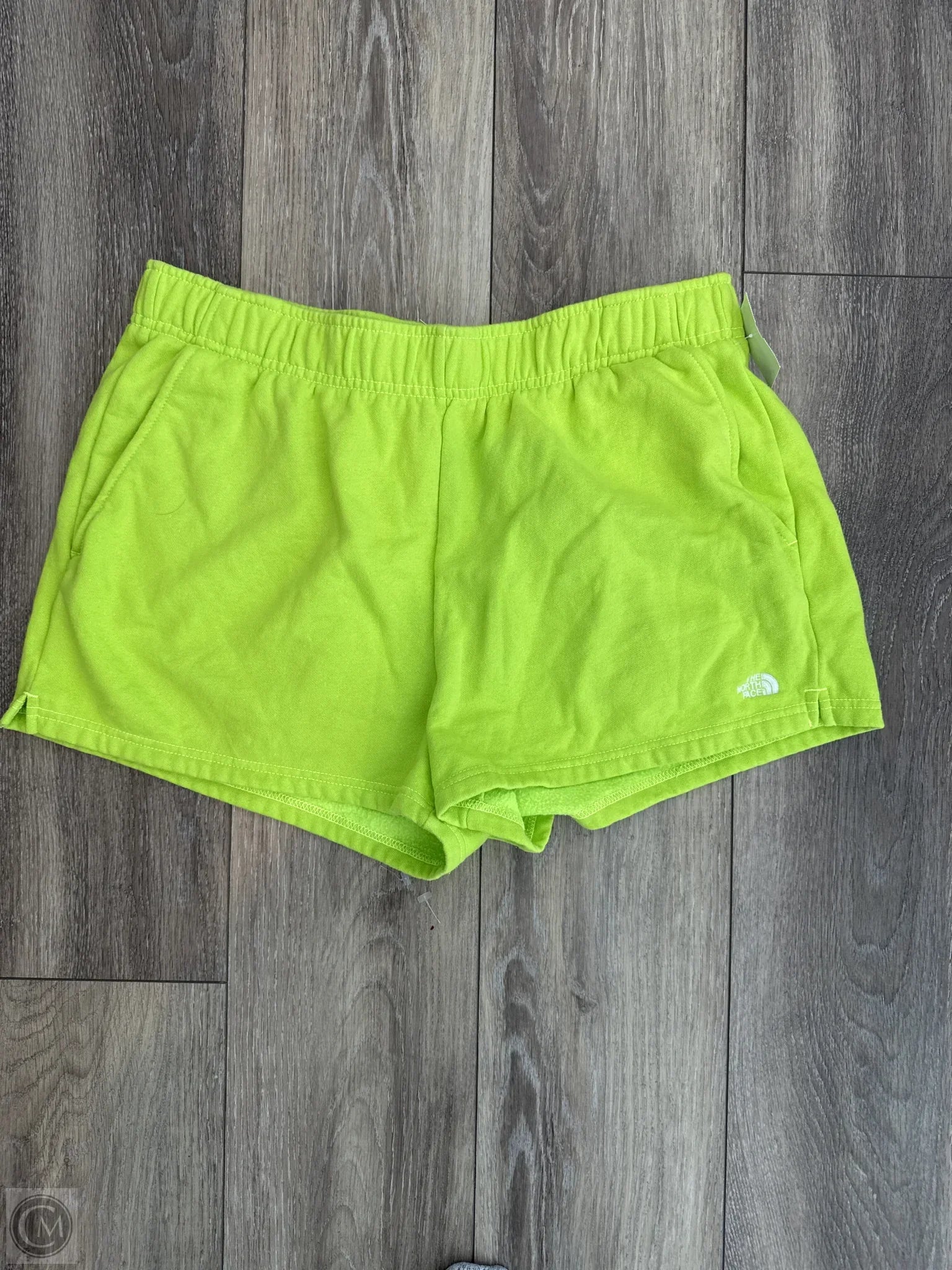 Men's Chino Shorts for Warm WeatherShorts By The North Face In Green, Size: Xl