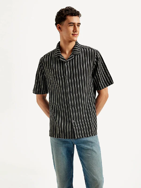 Men's Solid-Colored Shirts for VersatilityMen's Striped Relaxed Fit Shirt