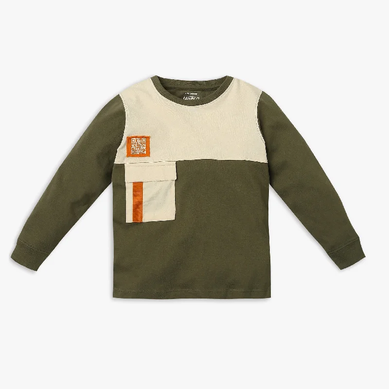 Men's Shirts with Patch PocketsBoy's Regular Fit Solid T-Shirt