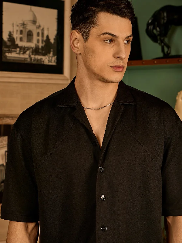 Men's Geometric Print Shirts for a Modern TwistBlack: Resort Wear Casual Oversized Shirt