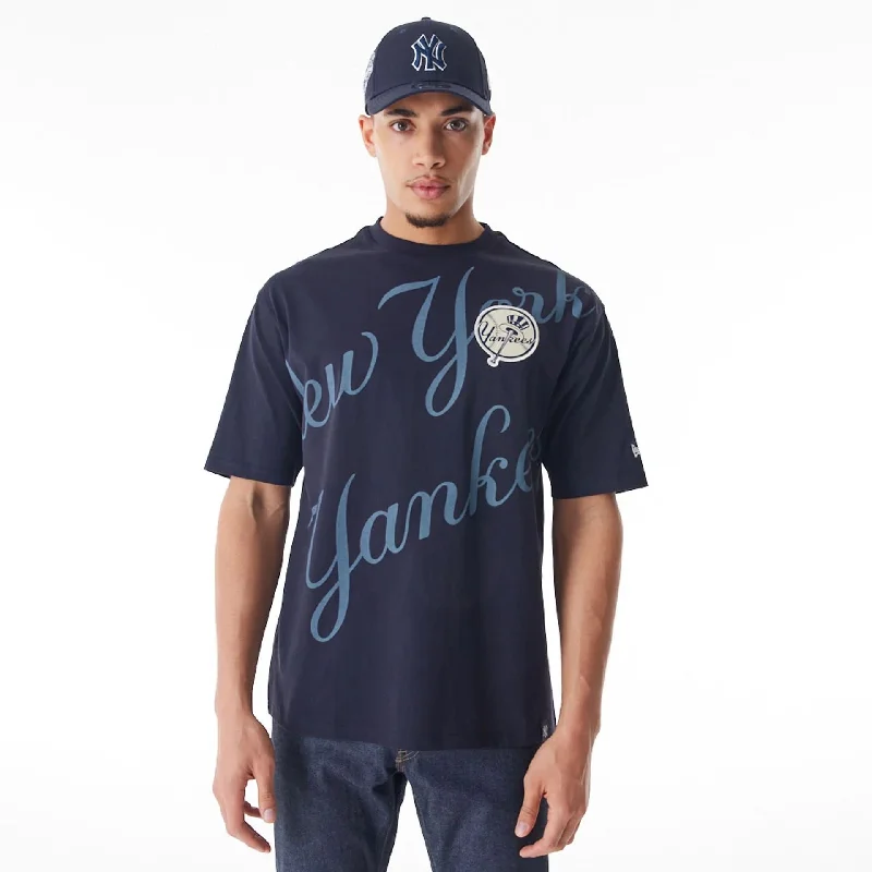 Men's Shirts with Rounded HemlinesNew York Yankees MLB Script Graphic Navy Oversized T-Shirt