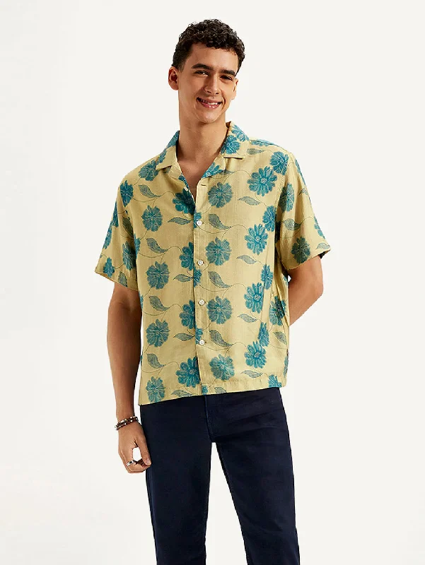 Men's Camouflage Shirts for an Outdoor AppealMen's Floral Relaxed Fit Shirt
