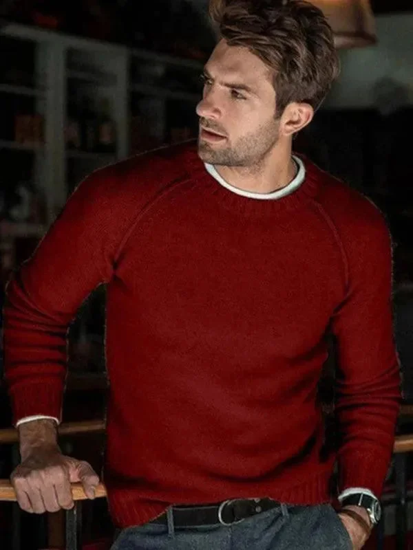 Round Neck Slim Fit Men Pullover Sweater