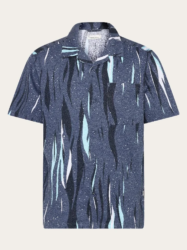 Men's Luxury Shirts for High-End FashionBox short sleeve Northern Lights shirt - GOTS/Vegan - Blue