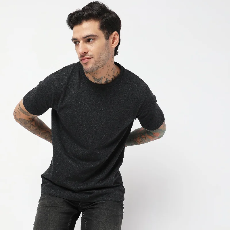 Men's Shirts with Double-Breasted DesignsRegular Fit Solid T-Shirt