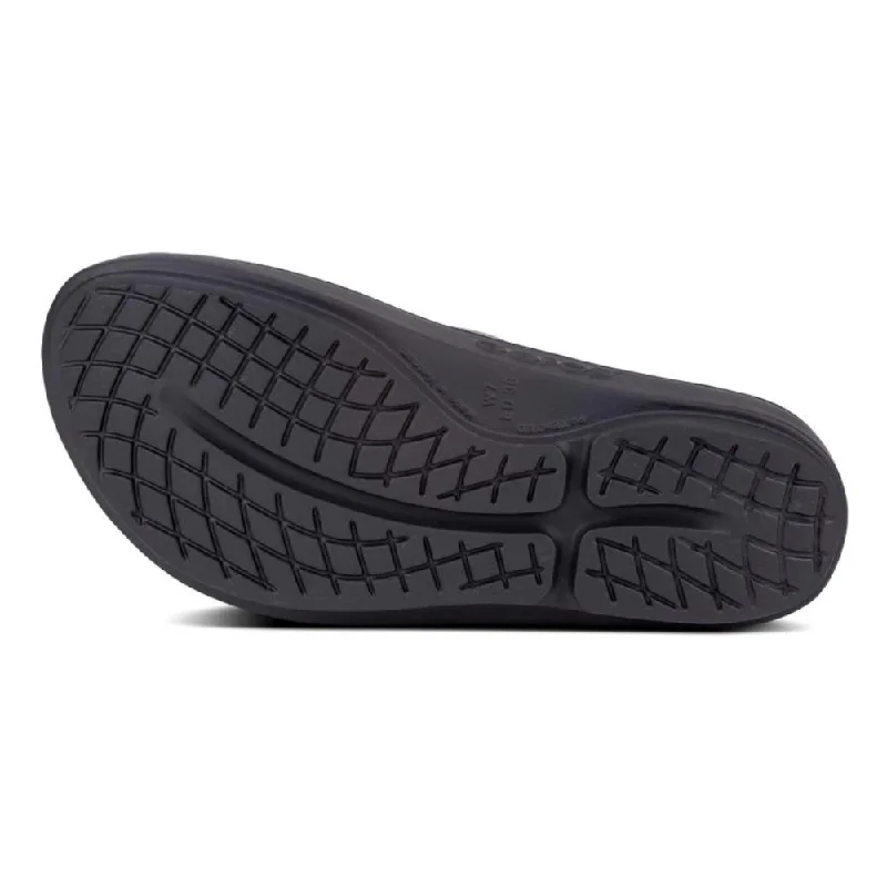 OOFOS OOlala Black Sandal (Unisex)